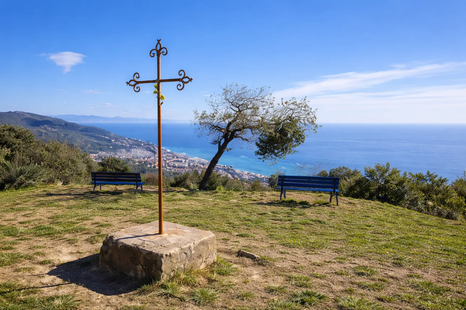 Varazze - Castagnabuona - Croce di Castagnabuona — foto 1